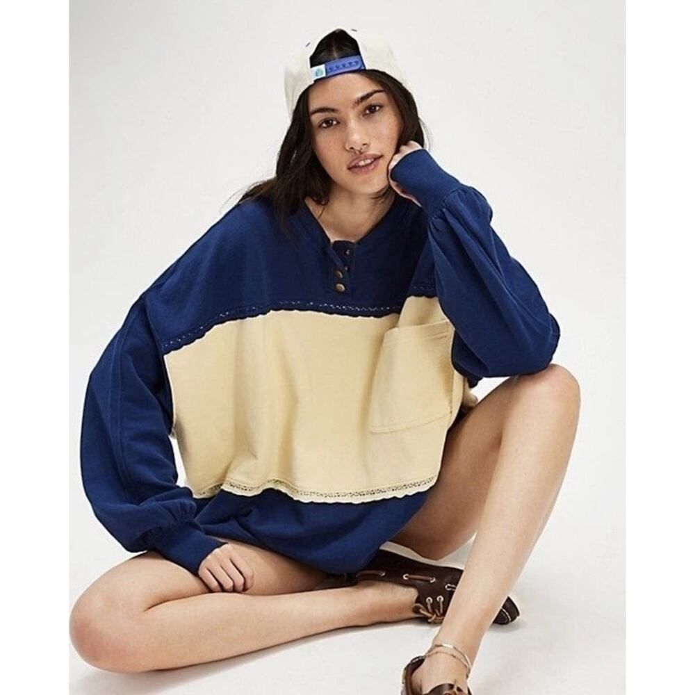 Free People Strawberry Sweatshirt Top Pullover Size Small Blue Yellow